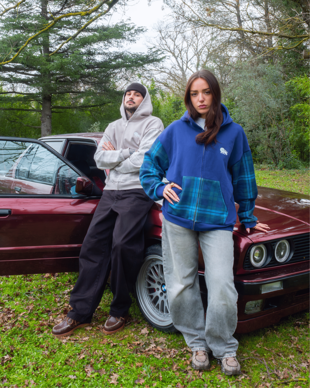 Découvrez les univers uniques de Maison DISATO à travers nos lookbooks exclusifs, et plongez dans l’essence même de notre style et de notre créativité.